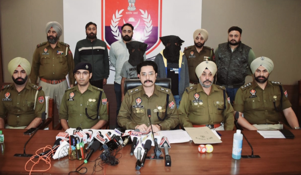 ਟਰੱਕ ਵਿੱਚੋਂ 4.50 ਕੁਇੰਟਲ ਡੋਡੇ- ਭੁੱਕੀ ਚੂਰਾ ਬਰਾਮਦ, ਦੋ ਨੂੰ ਕੀਤਾ ਗ੍ਰਿਫ਼ਤਾਰ